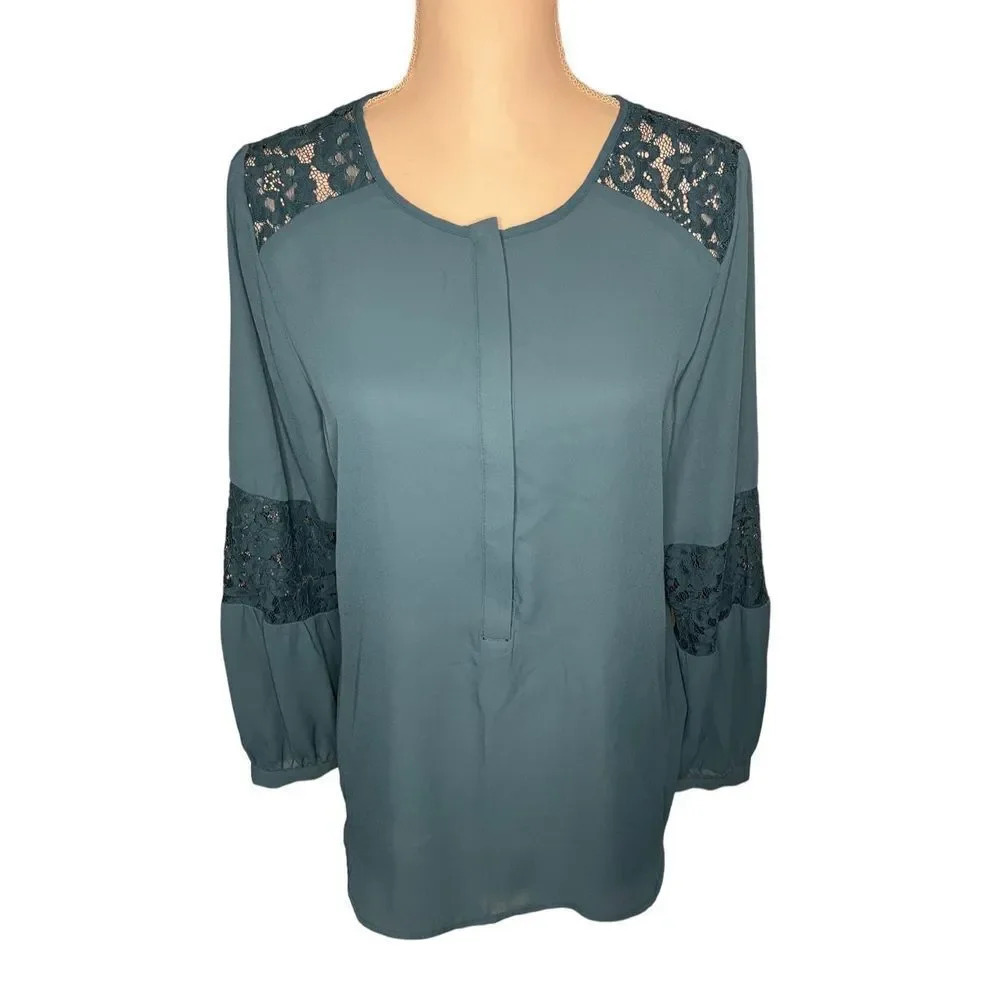 Apt. 9 Women’s Medium Lace-Trim Green FlowyTop